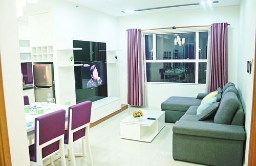 District 7 Apartment | Discover Sunrise City: Modern 2-Bedroom with Pool Access