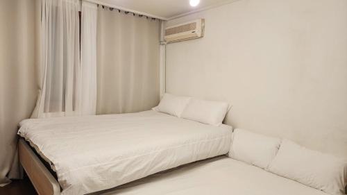 Seogang-dong Apartment | 애플, Hongdae Yeontral park