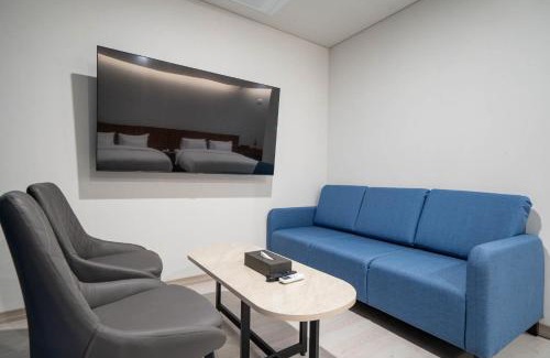 Yeongwol Hotel | Welcoming 어라연 관광호텔 영월 with Family-Friendly Amenities