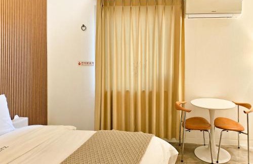 Cheonan Hotel | 왈츠 호텔