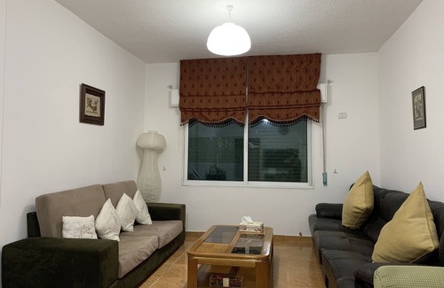 Suwailih Bed & Breakfast | Family-Friendly Stay at 요르단 마루 한인 민박
