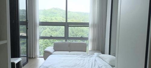 Namyangju Apartment | 전망좋은 방