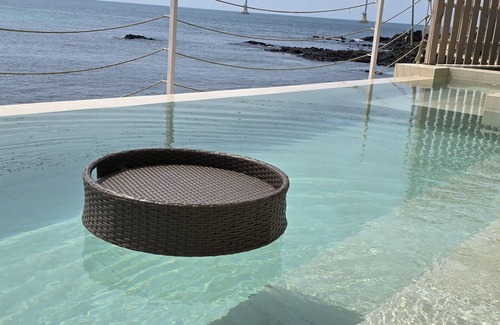 Hallim Villa | Oceanfront Pool Villa in Jeju with Infinity Pool & Jacuzzi