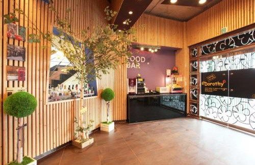 Cheonan Hotel | Comfortable Gateway at 천안 성정 도로시호텔