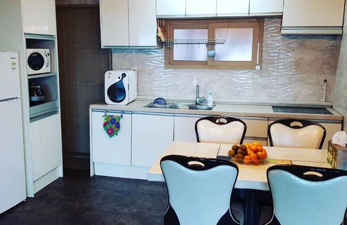 Gujwa House | Pet-Friendly Retreat at 토끼섬힐링하우스 for Families