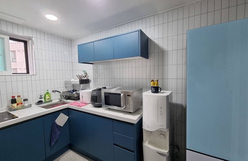 Hwigyeong-dong House | Prime Guesthouse Near Hwigye Station for Your Stay