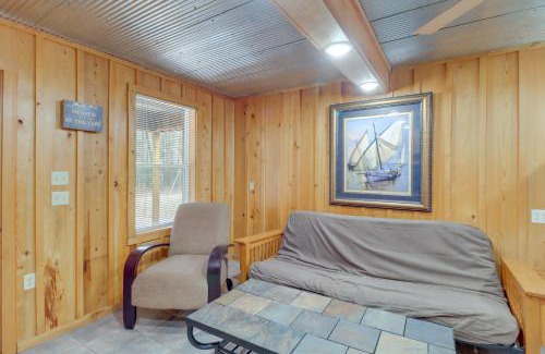 Heber Springs House | Family-Friendly Cabin with Covered Patio Near Heber Springs Lake