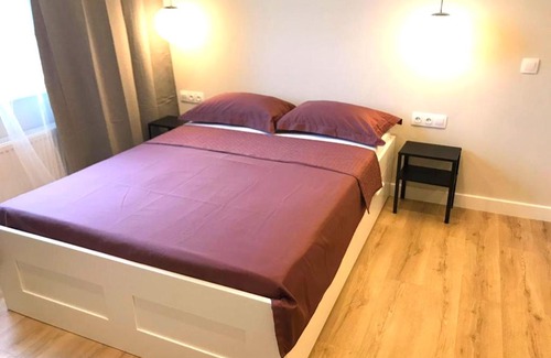 Ufa Apartment | Stunning Aksakova 2 One-Bedroom with Hot Tub & View