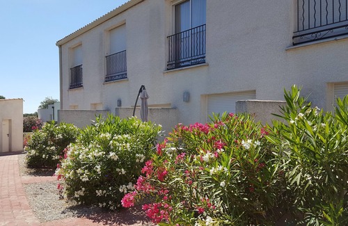 Lattes Apartment | Spacious Garden Residence with Pool & Pet-Friendly Amenities