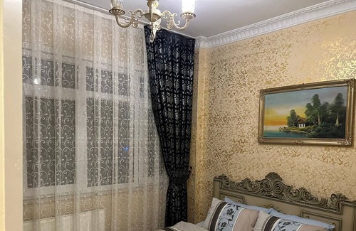 Fındıkzade Apartment | Historic Apartment Retreat with Family and Pet-Friendly Perks
