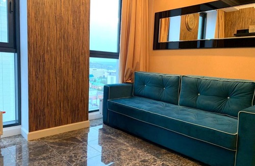 Ufa Apartment | Relaxing Upper Trading Residence with Jacuzzi & Scenic Views