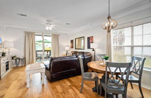 Dauphin Island House | Family-Friendly Getaway at 019 Sandcastle 4D with Kitchen