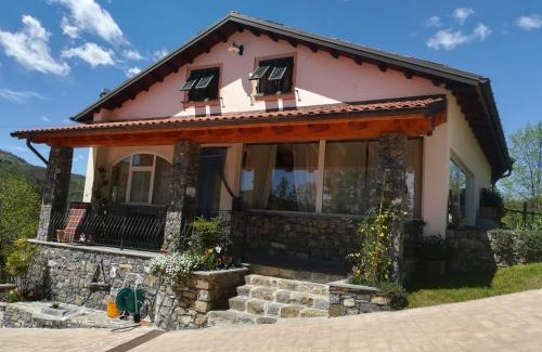 Varese Ligure House | Inviting Agriturismo "Il Boschetto" with Pool & Family Room