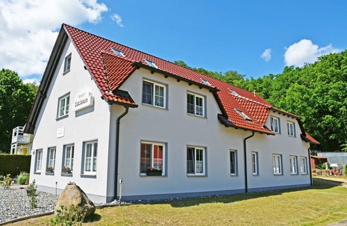 Sellin Apartment | Exclusive Double Room with Breakfast in Sellin - 10/10 Rated