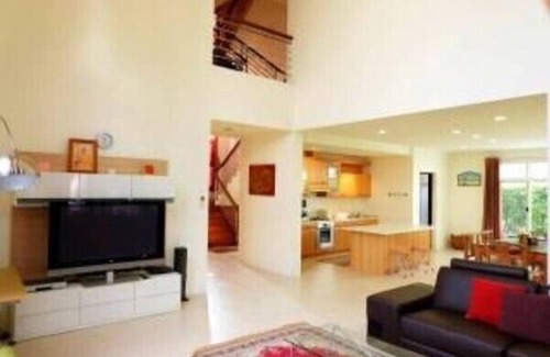 Hua Hin Villa | Beachfront 4BR Villa with Pool and Ocean Views