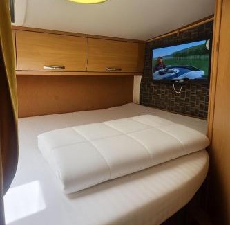 Vitry-le-Francois Other | Pet-Friendly Camping-Car: Family Getaway Awaits You!