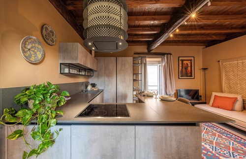 Pavia Apartment | 0610PV - Happy Days