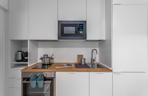 Pavia Apartment | Cozy Altea Home Bilo: Family-Friendly with Spa Amenities
