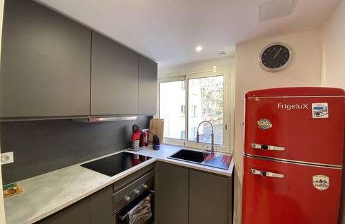 Peone Apartment | Cozy 6-Person Apartment with Slope Views and Great Amenities