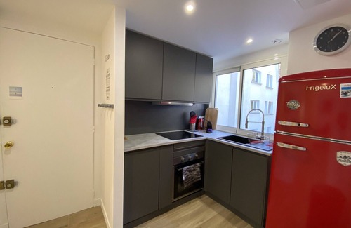 Peone Apartment | Cozy 6-Person Apartment with Slope Views and Great Amenities
