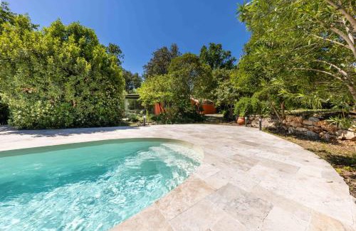 Grasse Apartment | Relaxing 4-Star Cottage with Pool and Pet-Friendly Amenities