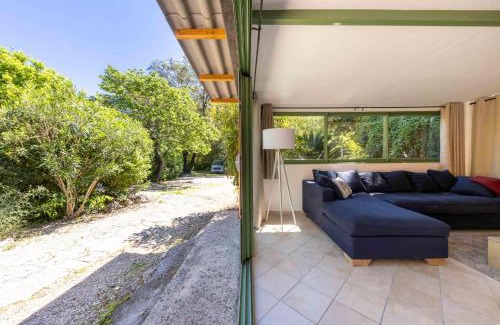 Grasse Apartment | Relaxing 4-Star Cottage with Pool and Pet-Friendly Amenities