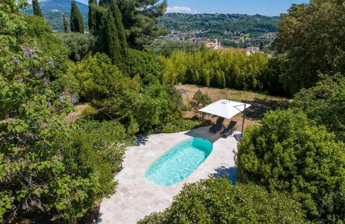 Grasse Apartment | Cozy Cottage Retreat with Pool - Perfect for Families & Pets
