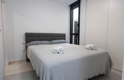 Santa Pola Apartment | Exceptional 4-Star Comfort at Apartamento del Mar