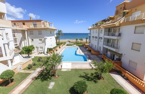 Denia Apartment | Remarkable 2-Bedroom Apartment with Ocean View & Pool