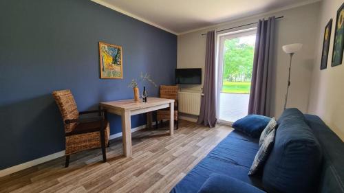 Parchtitz Apartment | Relax at 08 Heuwiese: Pet Friendly with Ocean Views