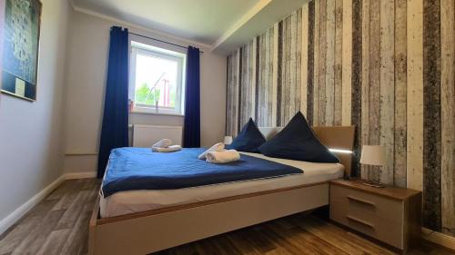 Parchtitz Apartment | Relax at 08 Heuwiese: Pet Friendly with Ocean Views