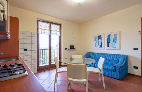 Monte Apartment | Experience Comfort at Marge Apartment with Pool and Spa