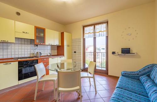 Monte Apartment | Experience Comfort at Marge Apartment with Pool and Spa