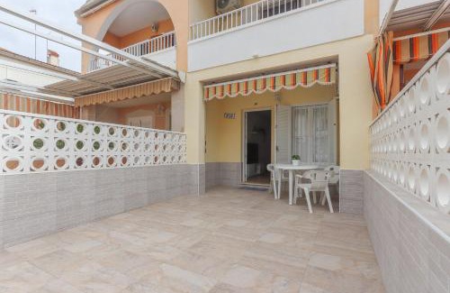 Santa Pola Apartment | Discover Gran Playa 006 - Comfort for Family Getaways