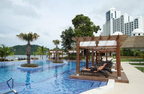 Playa Bonita Village Apartment | 08K Resort: Oceanfront Paradise by Panama Canal