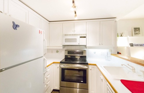 Blackcomb House | Relax at The Woods: Family-Friendly Stay with Spa & Hot Tub