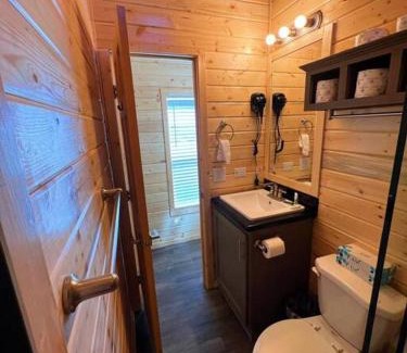 Valle House | Cozy Star Gazing Tiny Home by Grand Canyon - Sleeps 8