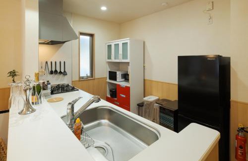 Kasugai Apartment | Pet-Friendly Retreat near Kasugai Station with Top Ratings