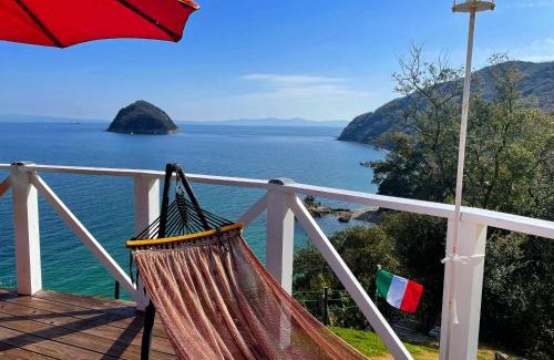 Shodoshima House | Relax at tbtランド: Oceanfront Retreat for 12 Guests