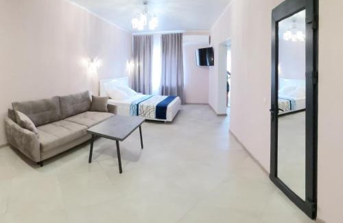 Mykolaiv Apartment | Stylish Loft Studio - Guest Rated 9.9 & Child Friendly