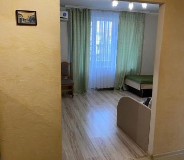 Berehove Apartment | Cozy 1-Bedroom Apartment with Child-Friendly Amenities