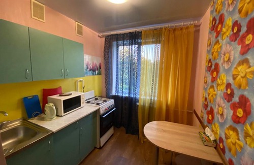 Mariupol Apartment | Charming Central Apartment in Mariupol - 10/10 Guest Rated