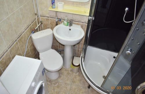 Kokshetau Apartment | Budget-Friendly 1-Bedroom Apartment on Auezov Street