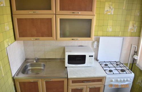 Kokshetau Apartment | Budget-Friendly 1-Bedroom Apartment on Auezov Street