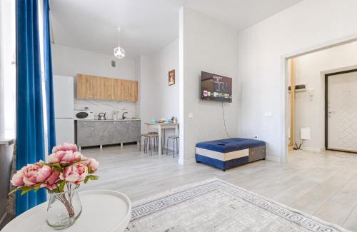 Nur-Sultan Apartment | Family-Friendly Getaway at Хан шатыр Hotel