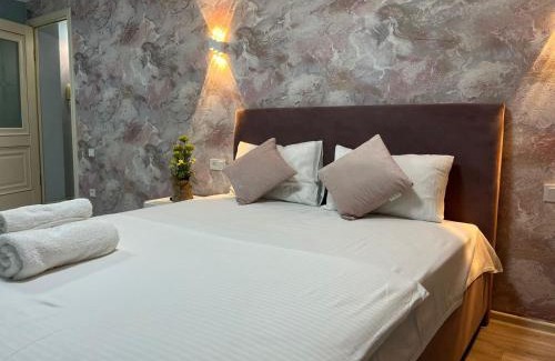 Kyzylorda Apartment | Cozy City-Center Apartments with Pool and Restaurant