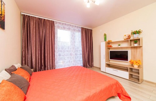 Tyumen Apartment | Budget-Friendly 1-Bedroom Apartment at ЖК НОВИН