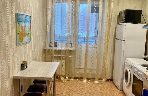 Yaroslavl Apartment | Budget-Friendly Apartment on Akademika Kolmogorova Street