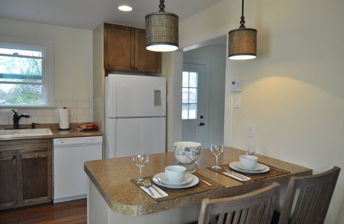 Zilker House | Cozy Private Zilker Cottage: Walk to Park & Barton Springs
