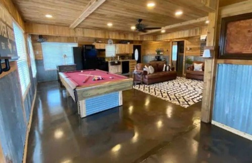 Thomaston House | 1,100ft²★Rapids In Backyard★Firepit★Pool Table★BBQ